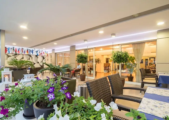Hotel Europe 3*